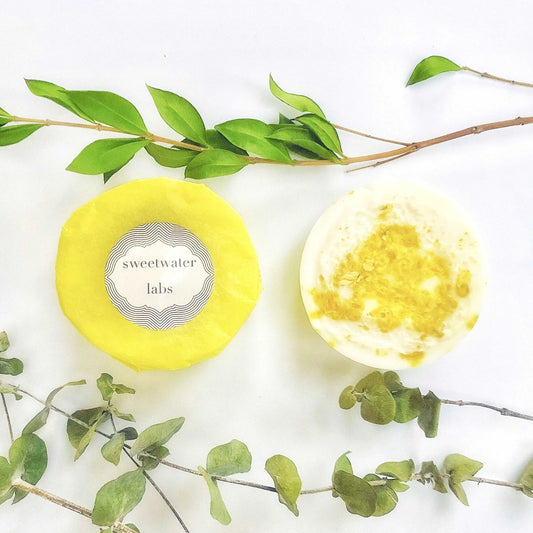 2-SIDED GOAT'S MILK LOOFAH SOAP (HONEYSUCKLE). Ultra hydrating, gorgeous blend of jasmine + honeysuckle. 4 pack Sweetwater Labs