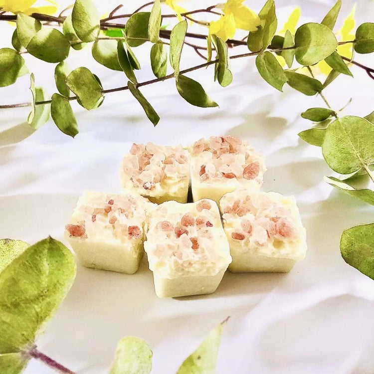 ULTRA HYDRATING BATH MELTS. Immerse yourself in super hydrating luxurious bath Sweetwater Labs